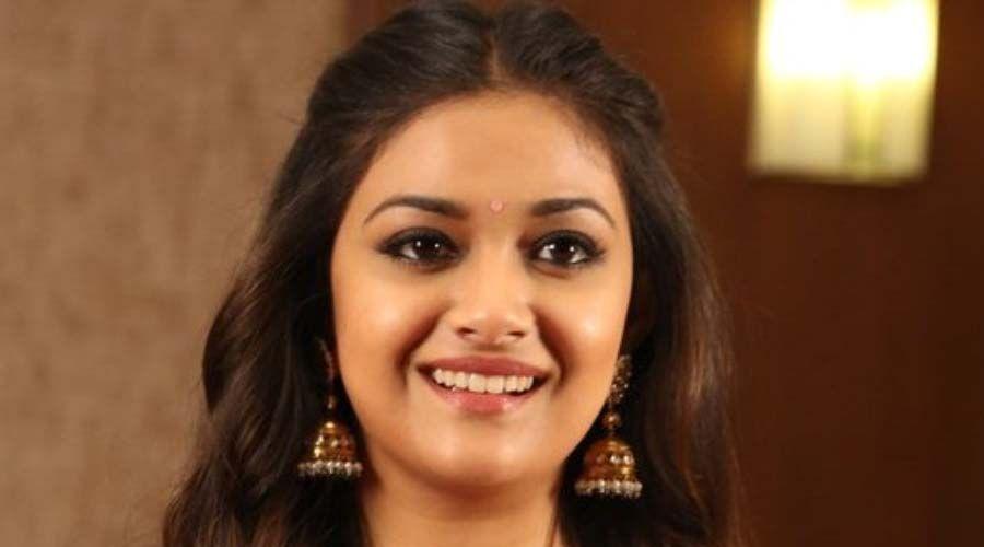 பளீச்சிடும் புன்னகைக்கு உங்கள் பற்களை பாதுகாப்பது எப்படி?